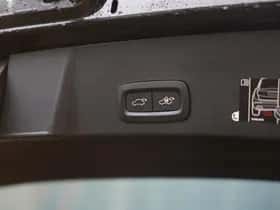 Volvo XC40 (2021) thumbnail 11