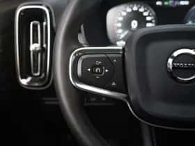 Volvo XC40 (2021) thumbnail 18