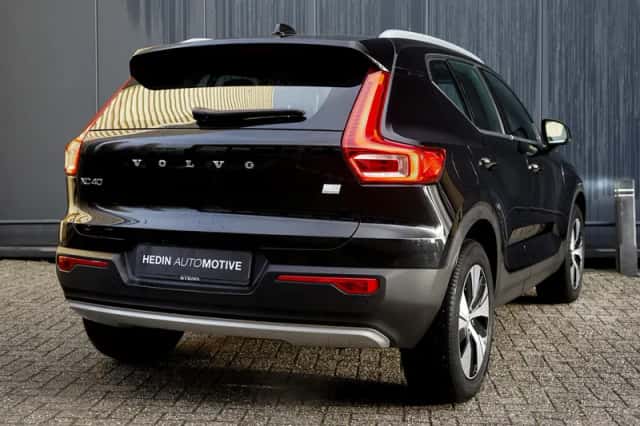 Volvo XC40 (2021) thumbnail 6