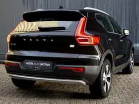 Volvo XC40 (2021) thumbnail 6
