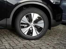 Volvo XC40 (2021) thumbnail 7