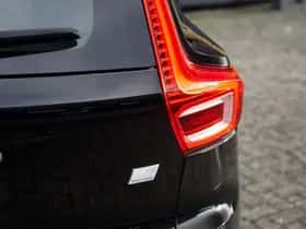 Volvo XC40 (2021) thumbnail 9