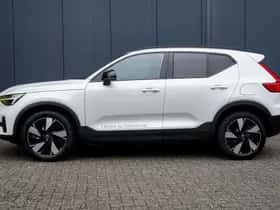 Volvo EX40 (2025) thumbnail 3