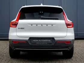 Volvo EX40 (2025) thumbnail 5