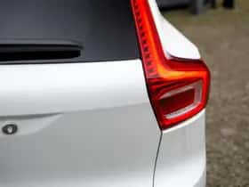 Volvo EX40 (2025) thumbnail 9
