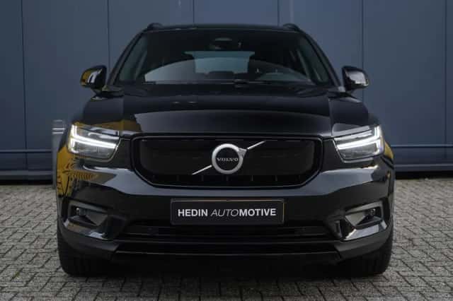 Volvo XC40 (2020) thumbnail 2