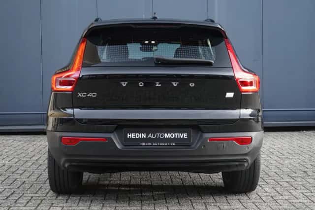 Volvo XC40 (2020) thumbnail 5