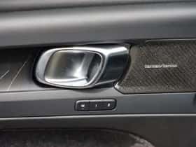 Volvo C40 (2025) thumbnail 16