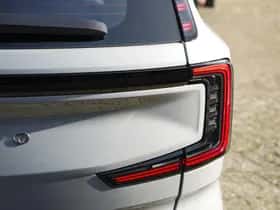 Volvo EX90 (2025) thumbnail 9