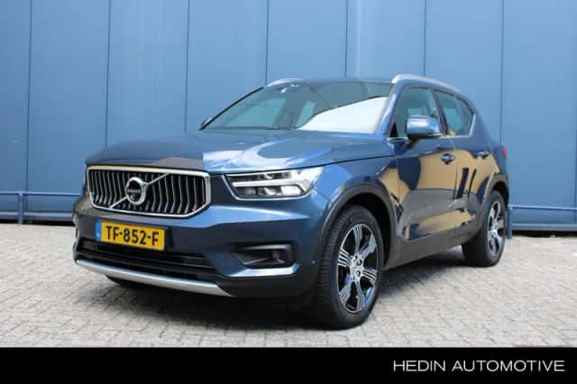 Volvo XC40 (2018) thumbnail 1