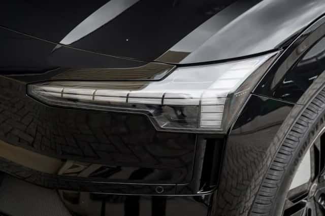 Volvo EX30 (2026) thumbnail 4