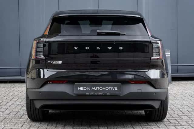 Volvo EX30 (2026) thumbnail 5