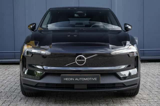 Volvo EX30 (2026) thumbnail 2