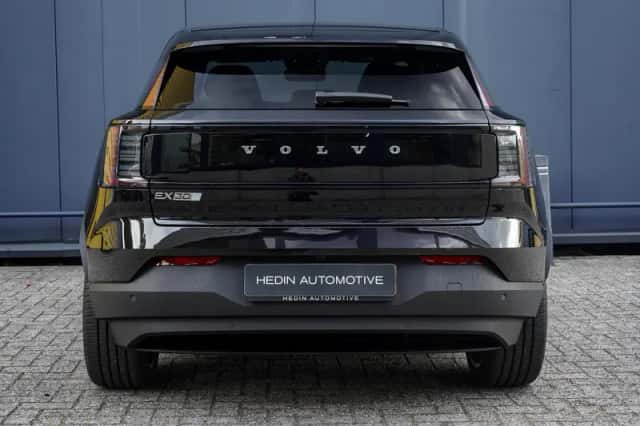 Volvo EX30 (2026) thumbnail 5