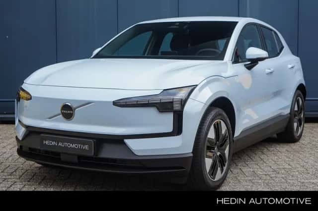 Volvo EX30 (2024) thumbnail 1