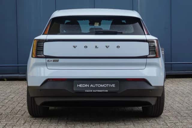 Volvo EX30 (2024) thumbnail 5