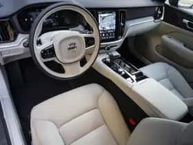 Volvo V60 (2025) thumbnail 11