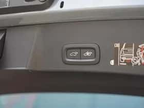 Volvo XC40 (2021) thumbnail 11