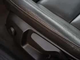 Volvo XC40 (2021) thumbnail 15