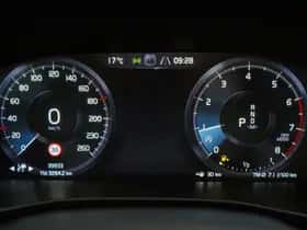 Volvo XC40 (2021) thumbnail 17