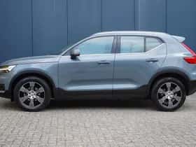Volvo XC40 (2021) thumbnail 3
