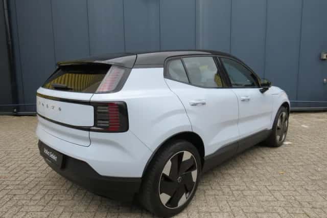 Volvo EX30 (2025) thumbnail 6