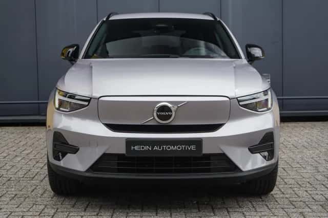 Volvo EX40 (2026) thumbnail 2