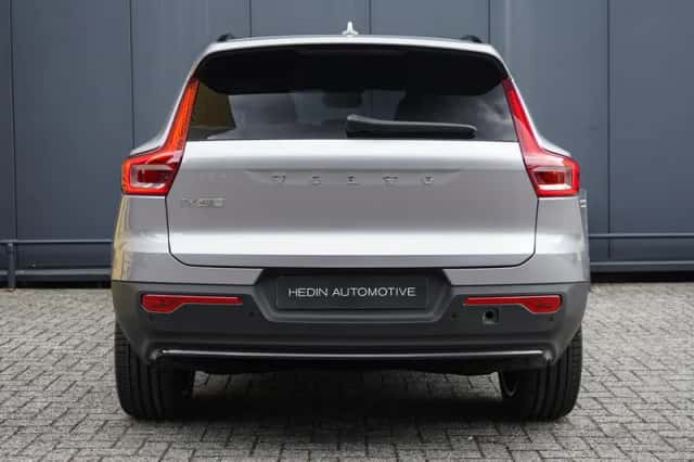 Volvo EX40 (2026) thumbnail 5