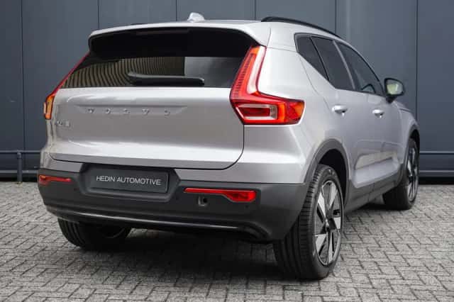 Volvo EX40 (2026) thumbnail 6