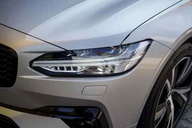 Volvo V90 (2022) thumbnail 4