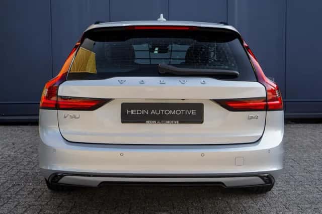 Volvo V90 (2022) thumbnail 5