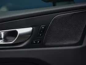 Volvo XC60 (2025) thumbnail 15