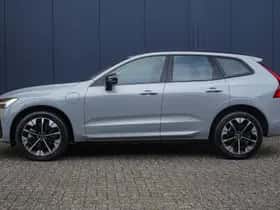 Volvo XC60 (2025) thumbnail 3