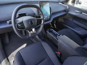 Volvo EX30 (2026) thumbnail 12