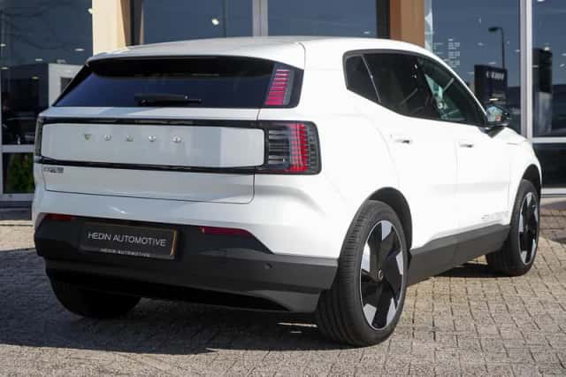 Volvo EX30 (2026) thumbnail 6