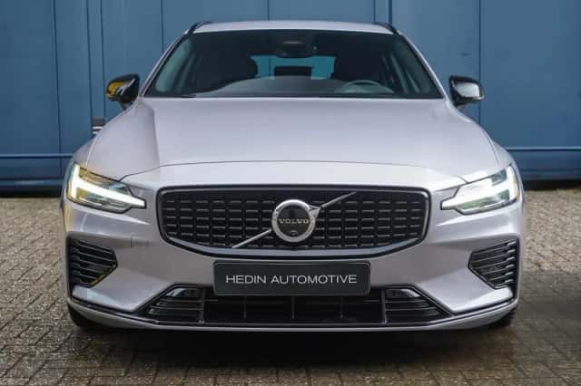 Volvo V60 (2025) thumbnail 2