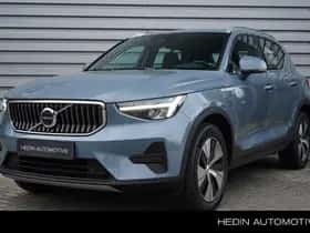 Volvo XC40 (2022)