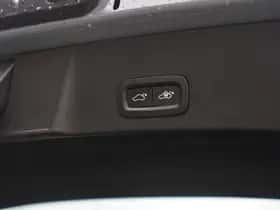Volvo XC40 (2022) thumbnail 11