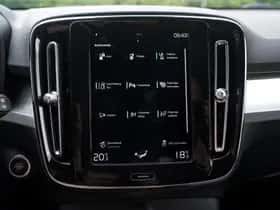 Volvo XC40 (2022) thumbnail 24