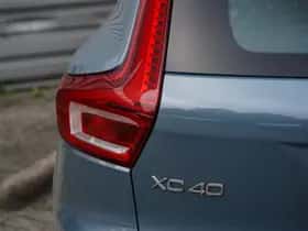 Volvo XC40 (2022) thumbnail 8