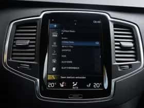 Volvo XC90 (2022) thumbnail 23