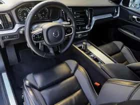 Volvo S60 (2022) thumbnail 11