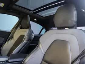 Volvo S60 (2022) thumbnail 16