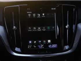 Volvo S60 (2022) thumbnail 25