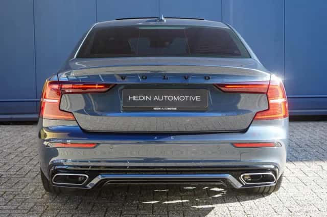 Volvo S60 (2022) thumbnail 5