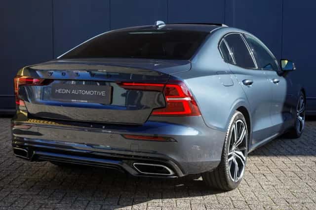 Volvo S60 (2022) thumbnail 6