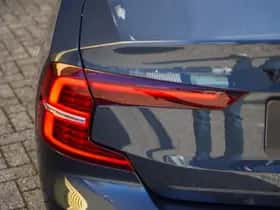 Volvo S60 (2022) thumbnail 8