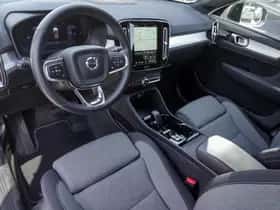 Volvo XC40 (2024) thumbnail 12