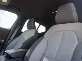 Volvo XC40 (2024) thumbnail 17