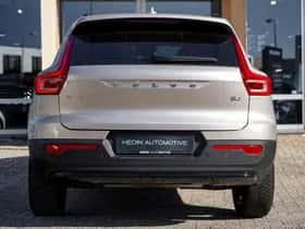 Volvo XC40 (2024) thumbnail 5